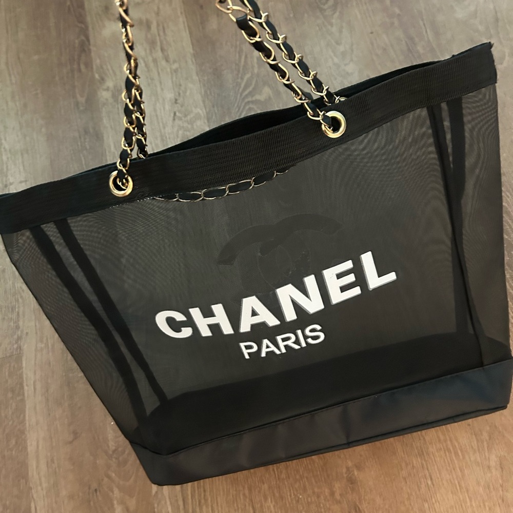 New Beach bag  never used